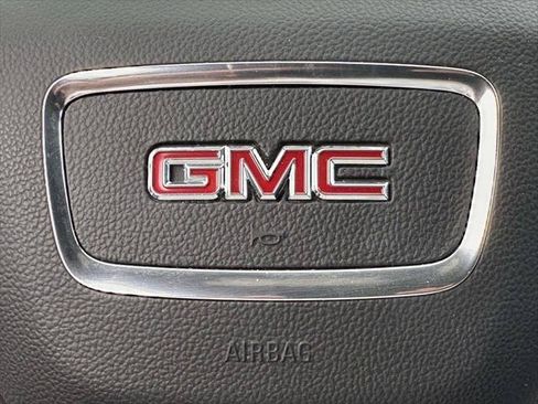 Used 2023 GMC Terrain SLE w/ Driver Convenience Package AWD/4WD image 19