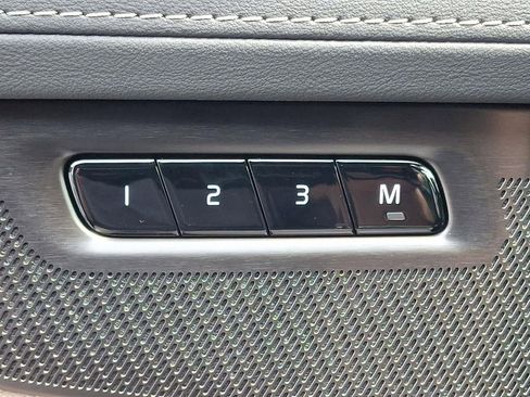 Used 2026 Volvo XC90 B6 Plus w/ Protection Package Premier image 18