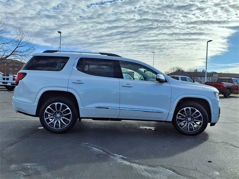 Used 2020 GMC Acadia Denali w/ Technology Package image 43