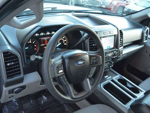 Used 2018 Ford F150 XLT w/ Trailer Tow Package image 33