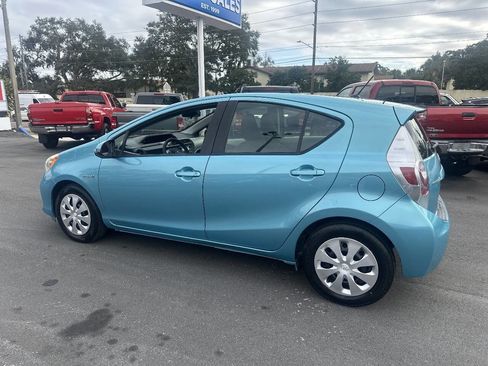 Used 2012 Toyota Prius C Two image 9