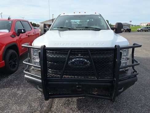 Used 2019 Ford F350 XL w/ XL Value Package AWD/4WD image 2