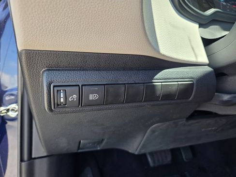 Used 2023 Toyota Corolla LE FWD image 22