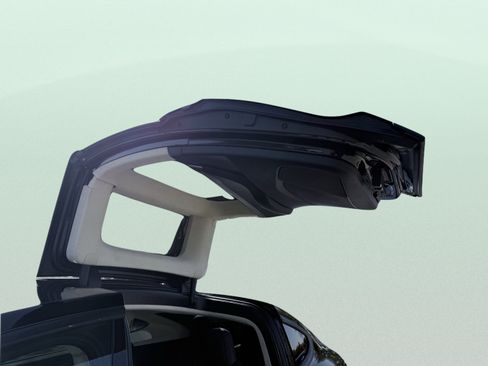 Used 2018 Tesla Model X P100D image 25