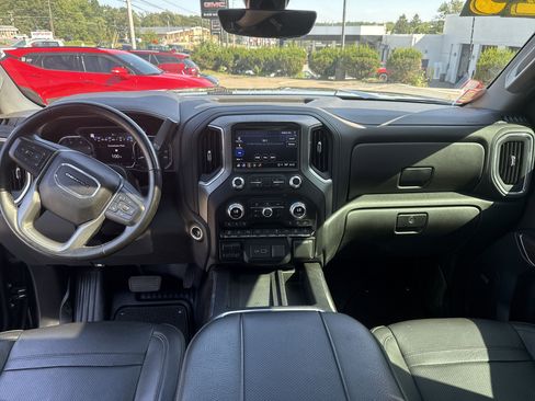 Used 2023 GMC Sierra 2500 Denali w/ Denali Black Diamond Edition image 14