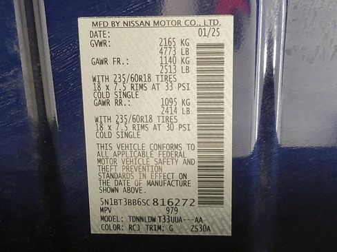 Used 2025 Nissan Rogue SV image 27