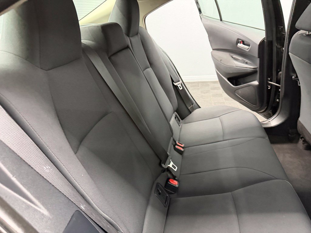 Used 2021 Toyota Corolla LE w/ Carpet Mat Package (TMS) FWD image 44