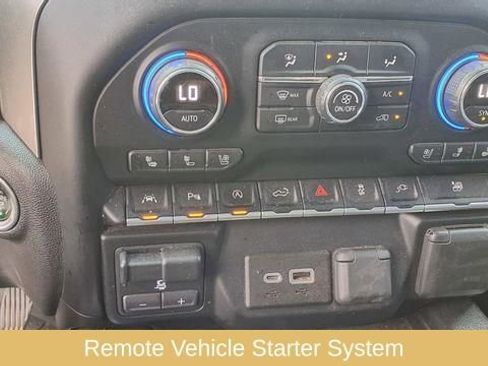 Used 2020 Chevrolet Silverado 1500 LTZ w/ LTZ Premium Package image 29