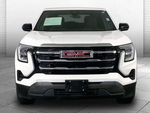 Used 2025 GMC Terrain Elevation AWD/4WD image 2