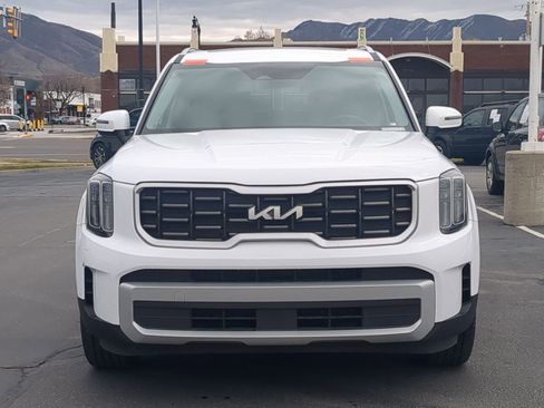 Used 2025 Kia Telluride S image 12
