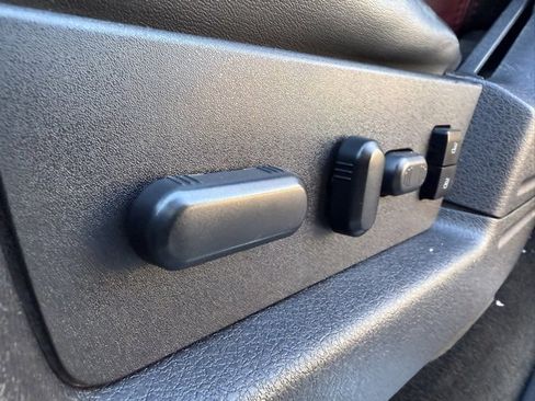 Used 2013 Ford F150 Limited image 15