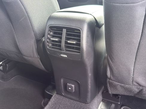 Certified 2020 Ford Escape SE FWD image 27