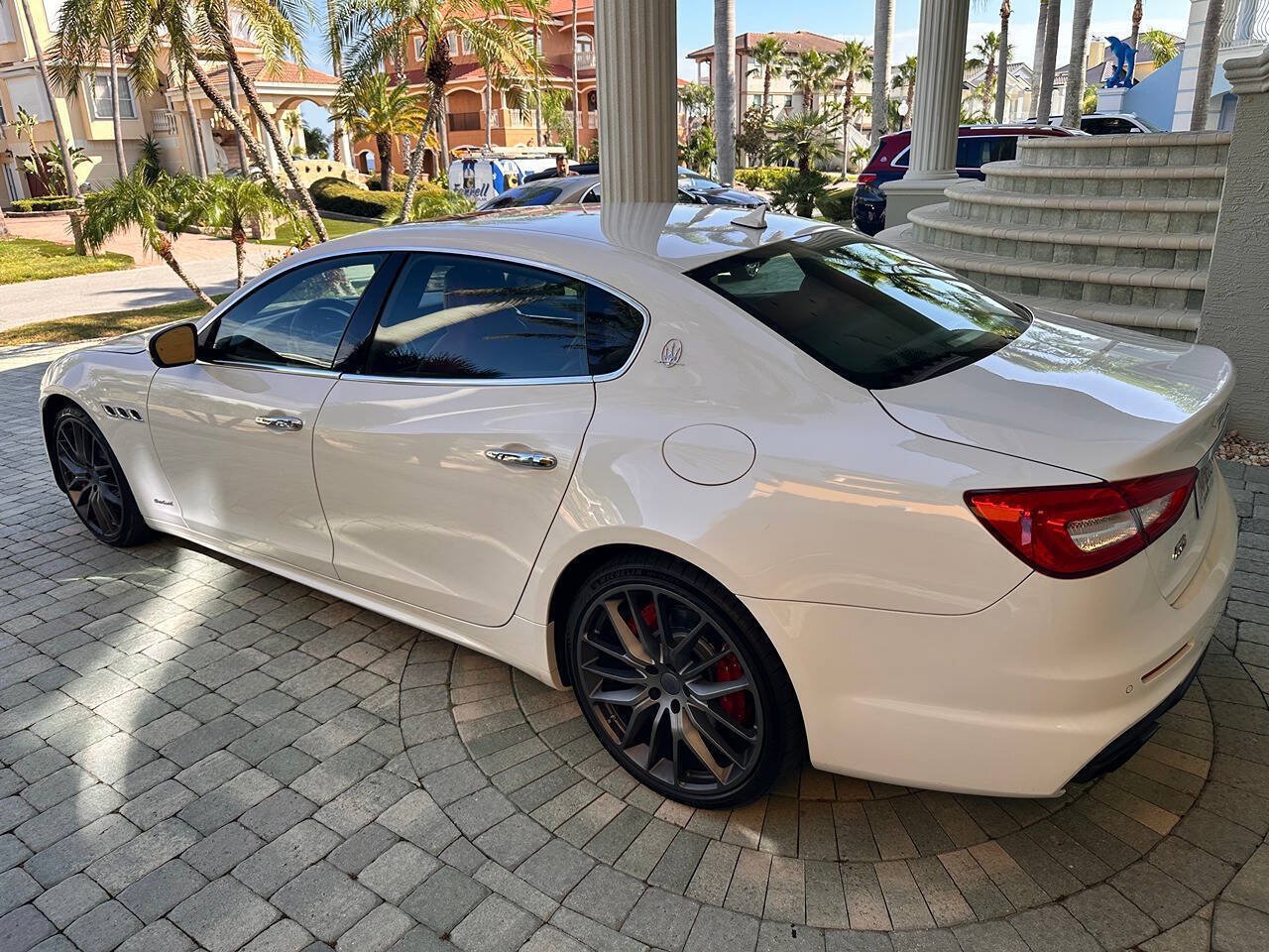 Used 2017 Maserati Quattroporte GTS GranSport RWD image 30