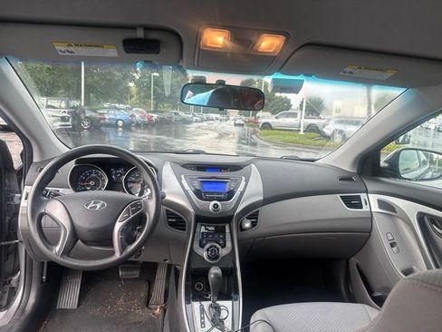Used 2013 Hyundai Elantra GLS FWD image 15