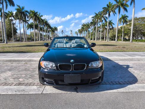 Used 2011 BMW 128i 128i Convertible 2D image 3