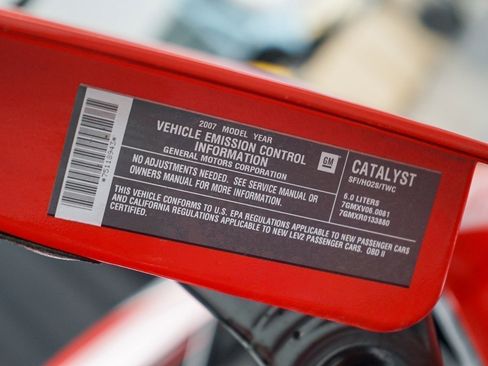 Used 2007 Chevrolet Corvette Coupe w/ Preferred Equipment Group image 32