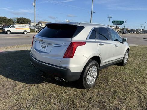 Used 2018 Cadillac XT5 FWD image 7