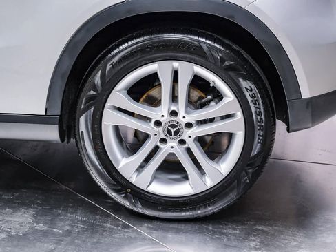 Certified 2018 Mercedes-Benz GLA 250 image 9