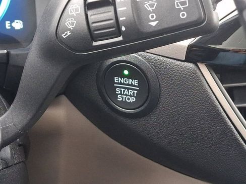 Certified 2022 Ford Escape SEL w/ Technology Package image 25