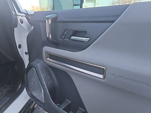 Used 2025 GMC Hummer EV 3X image 83