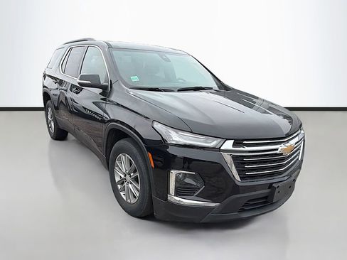 Used 2023 Chevrolet Traverse LT AWD/4WD image 2