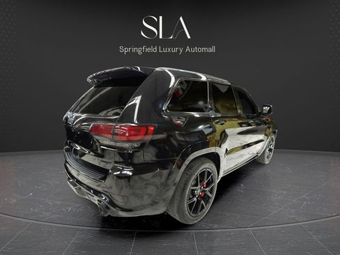 Used 2021 Jeep Grand Cherokee SRT w/ Trailer Tow Group IV image 4