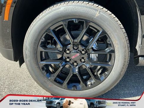 New 2026 GMC Yukon XL Denali w/ Sun & Power Step Package image 23