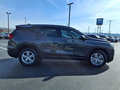 Certified 2018 GMC Terrain SLE image 31