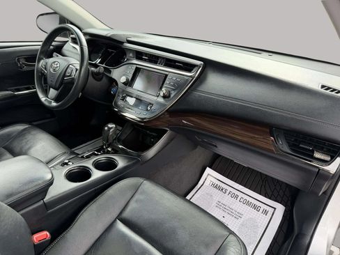 Used 2013 Toyota Avalon Limited FWD image 11