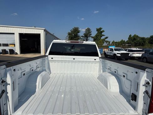 Used 2023 Chevrolet Silverado 1500 LT AWD/4WD image 24