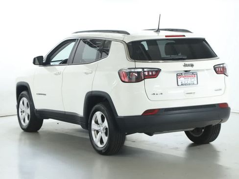 Used 2017 Jeep Compass Latitude w/ Popular Equipment Group AWD/4WD image 42