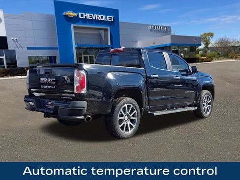 Used 2021 GMC Canyon Denali image 9