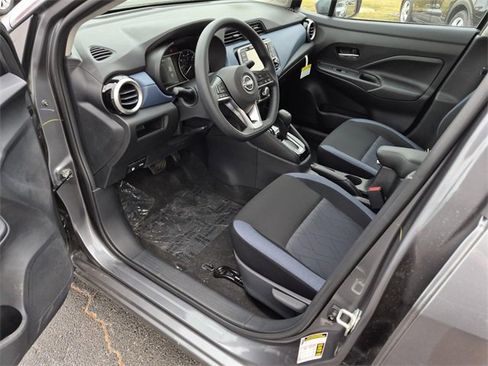 New 2025 Nissan Versa SV w/ Trunk Package image 6