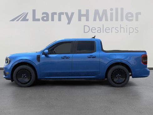 New 2025 Ford Maverick Lobo image 3