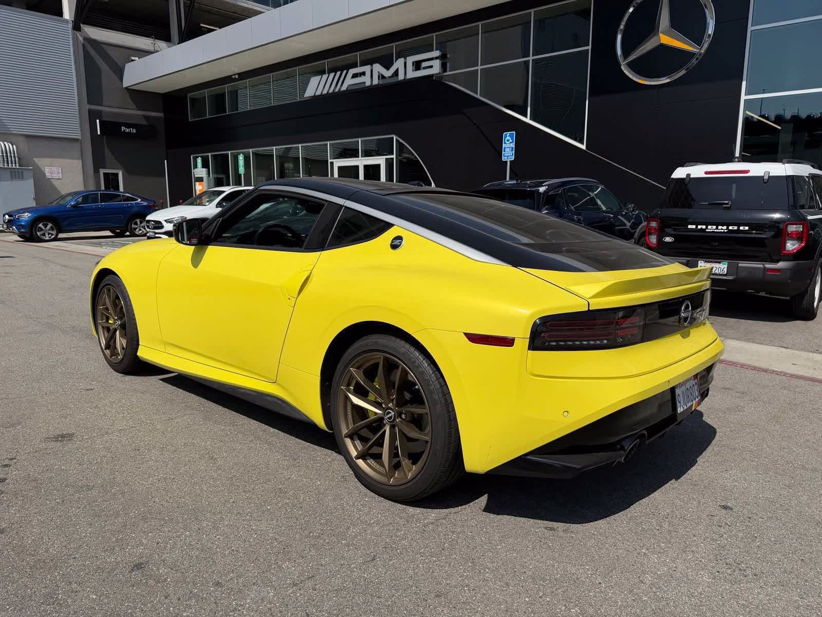 Used 2023 Nissan Z w/ Floor Mat Package (L93) RWD image 2