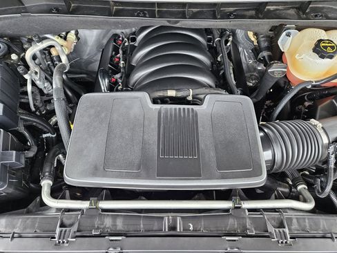 Used 2025 GMC Yukon Denali AWD/4WD image 34