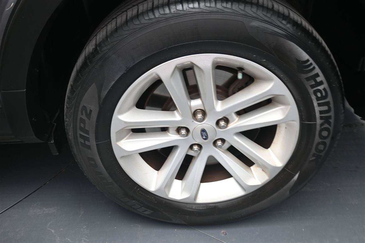 Used 2014 Ford Explorer XLT AWD/4WD image 17