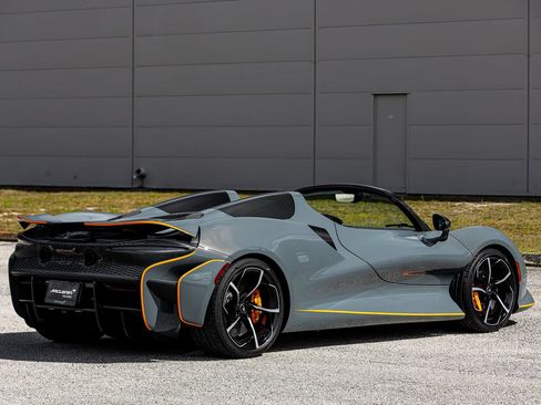 Used 2021 McLaren Elva RWD image 37