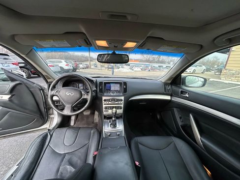 Used 2012 INFINITI G37 Journey w/ Premium Pkg image 40