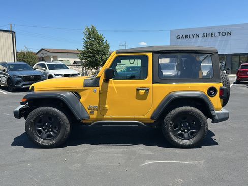 Used 2021 Jeep Wrangler Sport AWD/4WD image 5