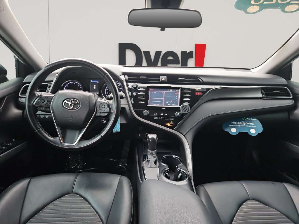Used 2020 Toyota Camry SE FWD image 15