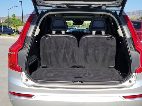 Used 2017 Volvo XC90 T6 Momentum w/ Vision Package AWD/4WD image 15
