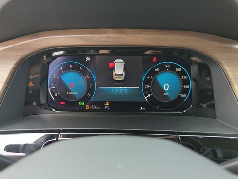 New 2026 Volkswagen Atlas SE image 43