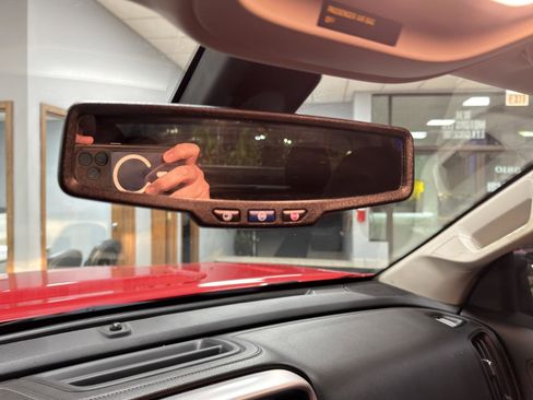 Used 2019 GMC Canyon SLE image 64