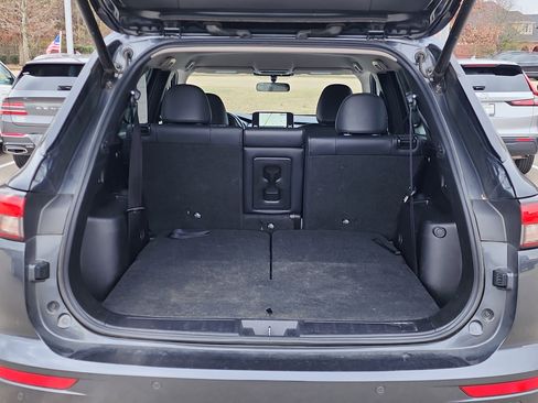 Used 2024 Mitsubishi Outlander SE image 13