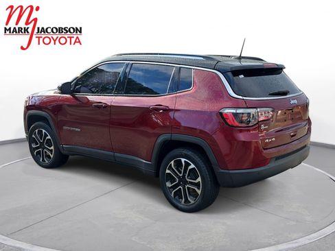 Used 2022 Jeep Compass Limited image 13