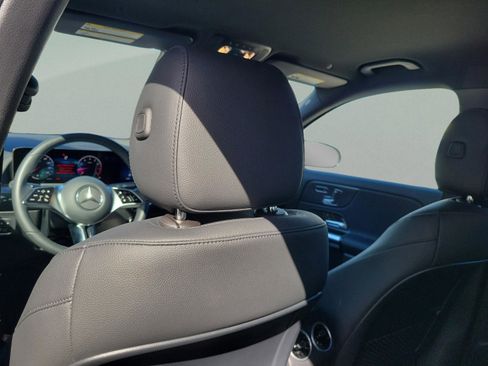 Certified 2026 Mercedes-Benz GLA 250 image 6