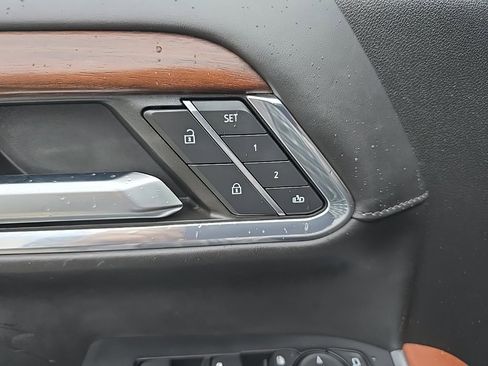 Used 2024 GMC Sierra 3500 Denali Ultimate image 28