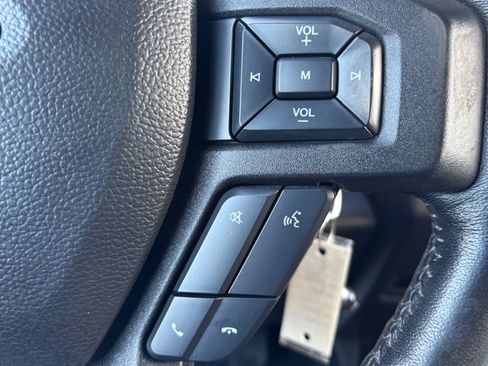 Used 2018 Ford F150 XLT w/ Equipment Group 302A Luxury AWD/4WD image 27