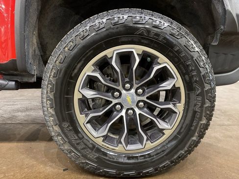 Used 2018 Chevrolet Colorado ZR2 image 20